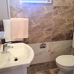 Zlatko Lägenhet *